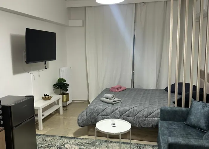 Apartment Downtown Balcony Larissa